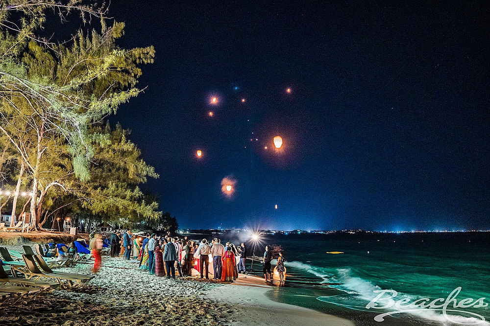 beaches-turks-caicos-wedding-fireworks