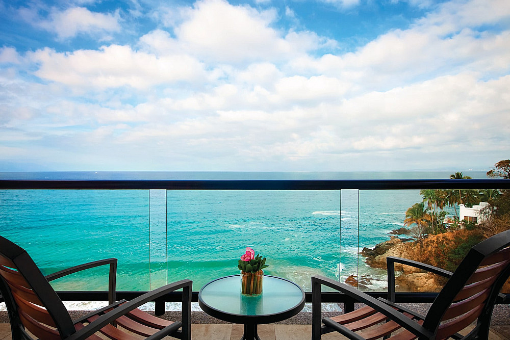 hyatt-ziva-puerto-vallarta-ocean-view-balcony-king-view