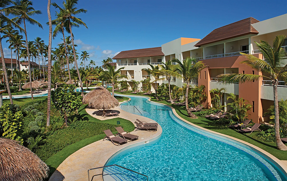 dreams-royal-beach-pool-swim-up-suites